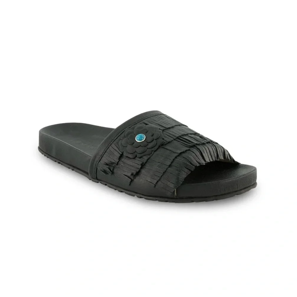 Manitobah Mukluks Wasaga Leather Fringe slide Sandal 8 Black NIB - Picture 2 of 5